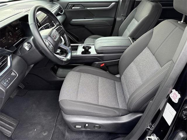 used 2025 GMC Acadia car, priced at $35,995