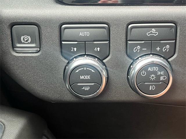 used 2024 GMC Sierra 1500 car, priced at $39,575