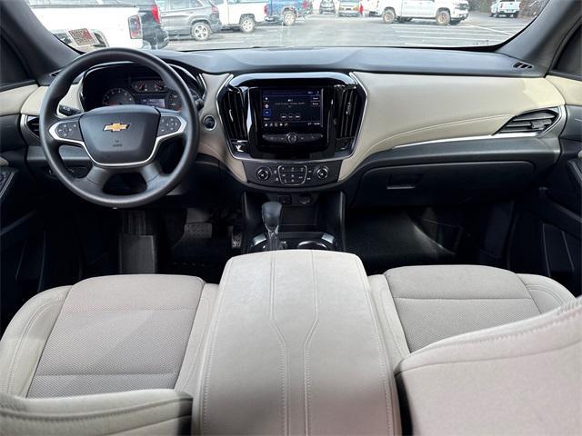 used 2023 Chevrolet Traverse car, priced at $25,995