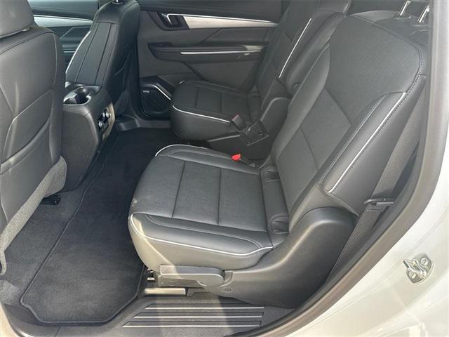 used 2025 Buick Enclave car, priced at $37,998