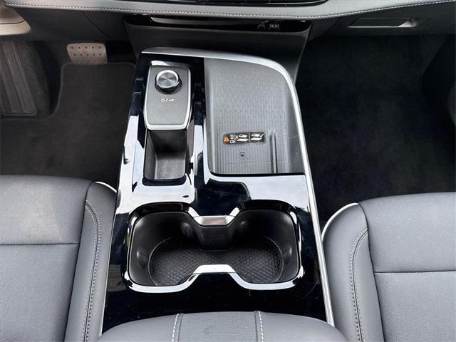 used 2025 Buick Enclave car, priced at $37,998