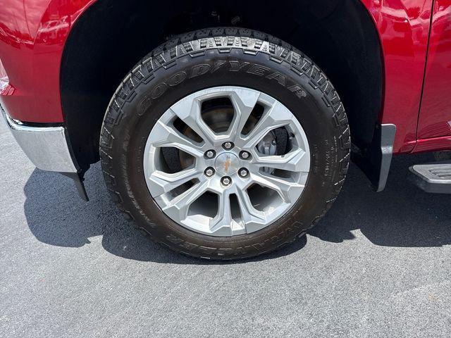 used 2025 Chevrolet Silverado 1500 car, priced at $55,995