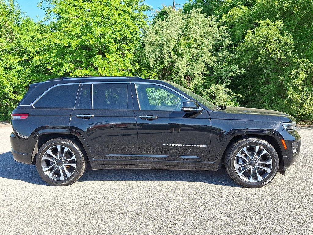 used 2023 Jeep Grand Cherokee car, priced at $38,359