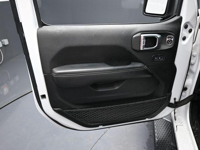 used 2020 Jeep Wrangler Unlimited car, priced at $28,999