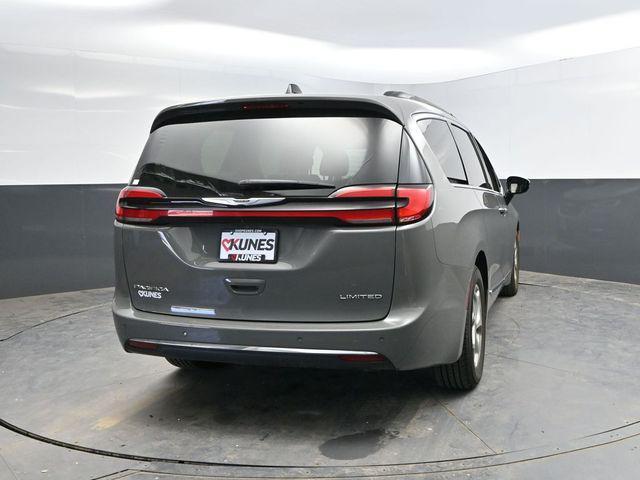 used 2023 Chrysler Pacifica car, priced at $25,575