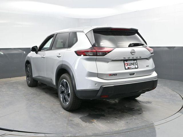 used 2025 Nissan Rogue car, priced at $22,047