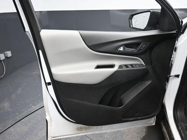 used 2024 Chevrolet Equinox car, priced at $17,817