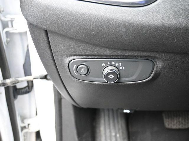 used 2024 Chevrolet Equinox car, priced at $17,817