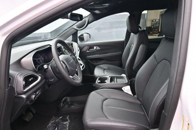 new 2027 Chrysler Pacifica car, priced at $47,893