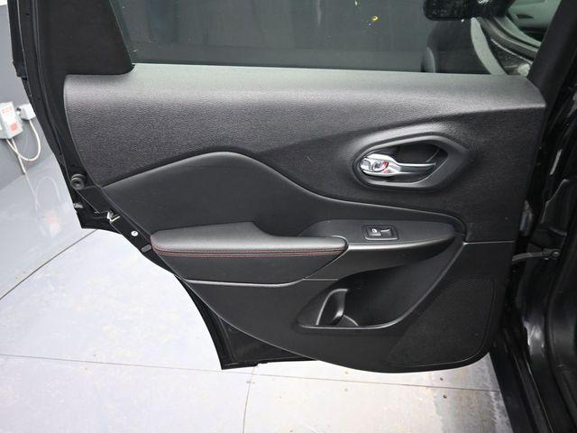 used 2021 Jeep Cherokee car, priced at $21,182