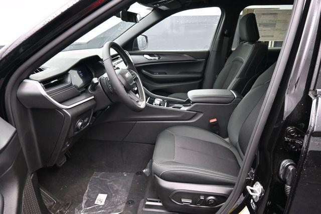 new 2026 Jeep Grand Cherokee L car, priced at $44,035