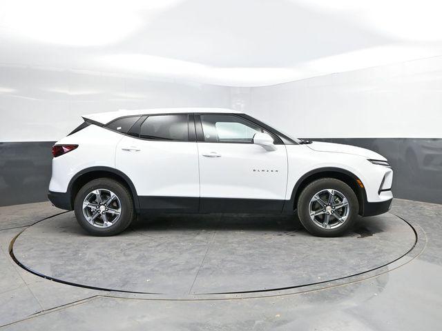 used 2025 Chevrolet Blazer car, priced at $28,942