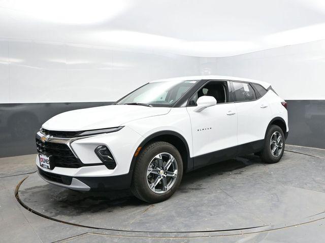 used 2025 Chevrolet Blazer car, priced at $28,999
