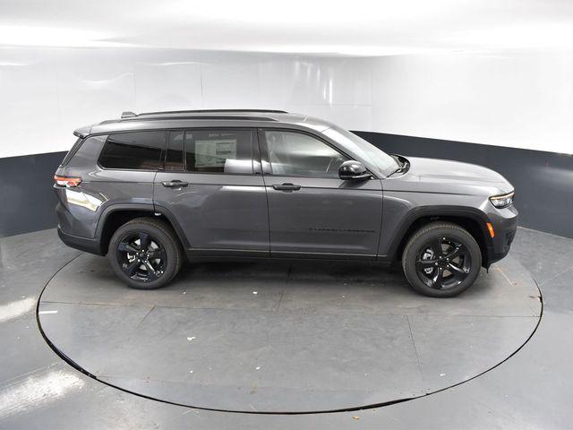 new 2025 Jeep Grand Cherokee L car, priced at $43,422