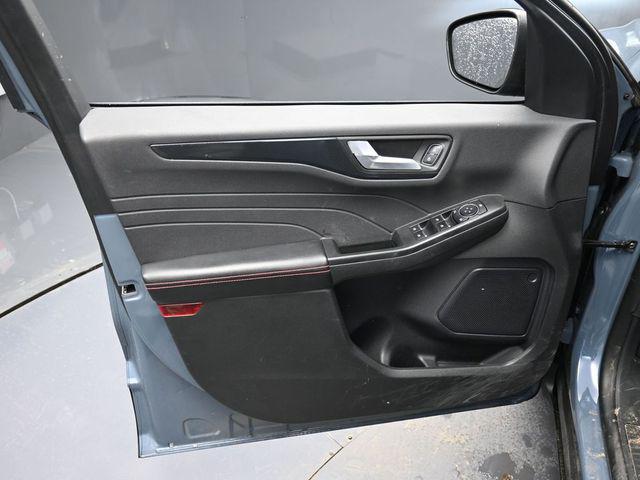 used 2025 Ford Escape car, priced at $21,999