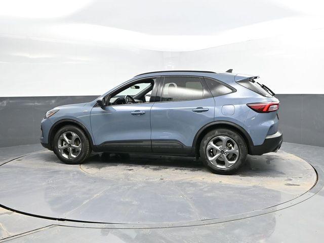 used 2025 Ford Escape car, priced at $21,999