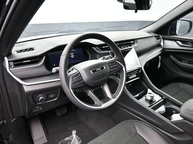 new 2025 Jeep Grand Cherokee L car, priced at $45,422