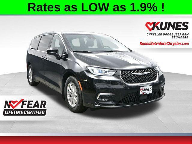 new 2026 Chrysler Pacifica car, priced at $41,885