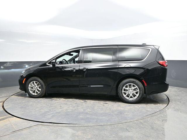 new 2026 Chrysler Pacifica car, priced at $41,885