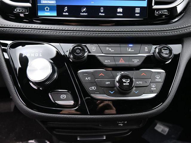 new 2026 Chrysler Pacifica car, priced at $41,885