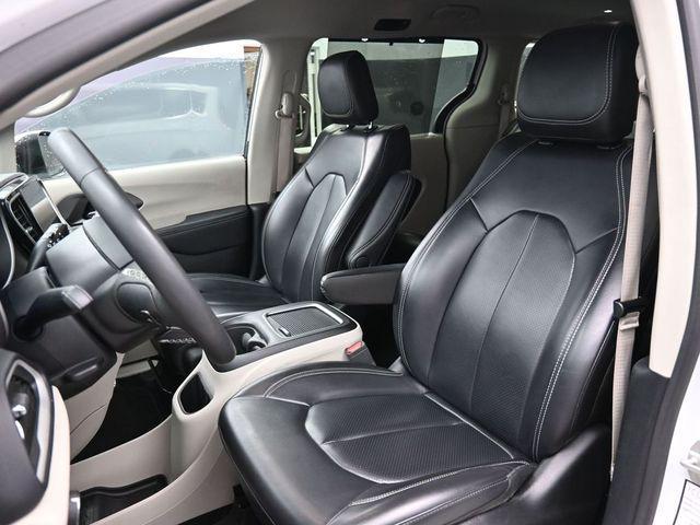 used 2023 Chrysler Pacifica car, priced at $25,499