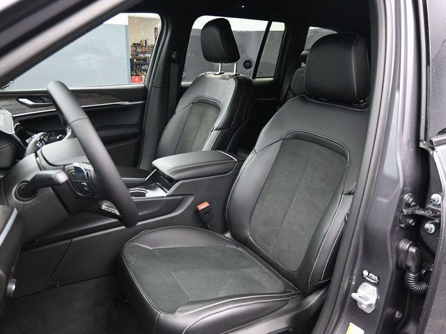 new 2026 Jeep Grand Cherokee car, priced at $45,040