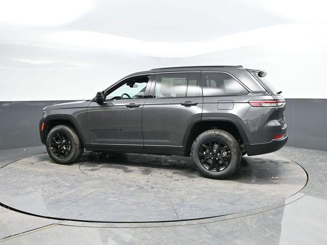 new 2026 Jeep Grand Cherokee car, priced at $45,040