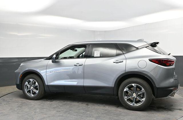used 2025 Chevrolet Blazer car, priced at $29,296