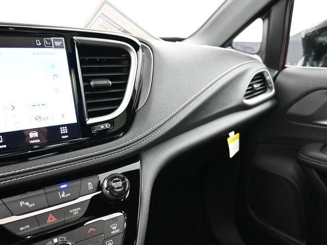 new 2026 Chrysler Pacifica car, priced at $45,692