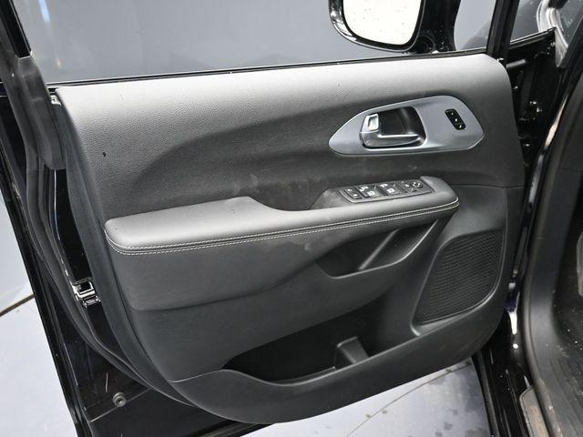 new 2026 Chrysler Pacifica car, priced at $53,843