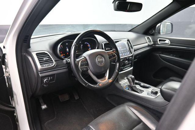 used 2020 Jeep Grand Cherokee car, priced at $17,498
