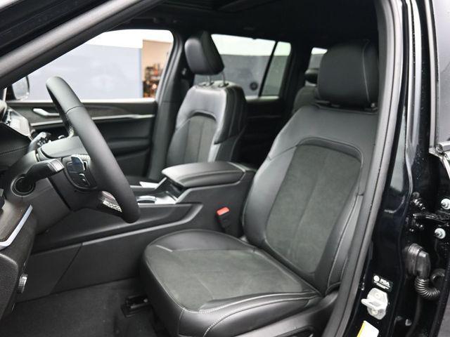 new 2026 Jeep Grand Cherokee car, priced at $46,859