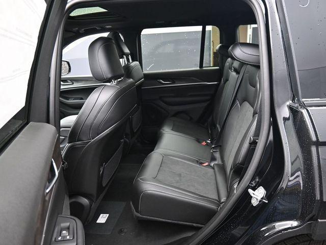 new 2026 Jeep Grand Cherokee car, priced at $46,859