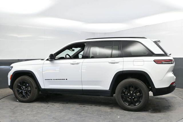 used 2025 Jeep Grand Cherokee car, priced at $36,412