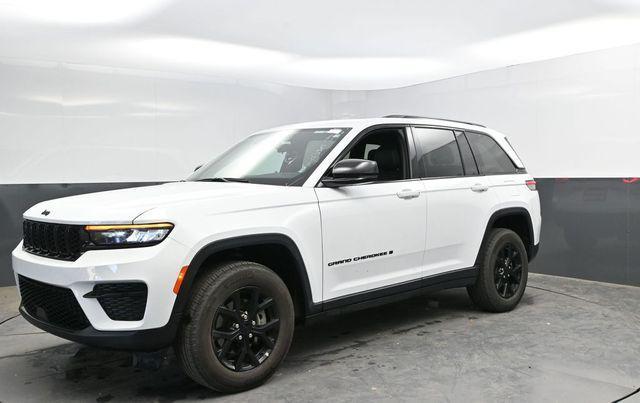 used 2025 Jeep Grand Cherokee car, priced at $36,412