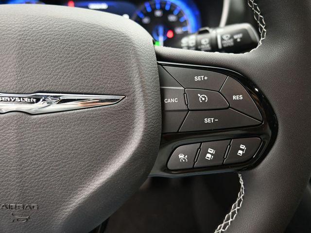 new 2026 Chrysler Pacifica car, priced at $45,391