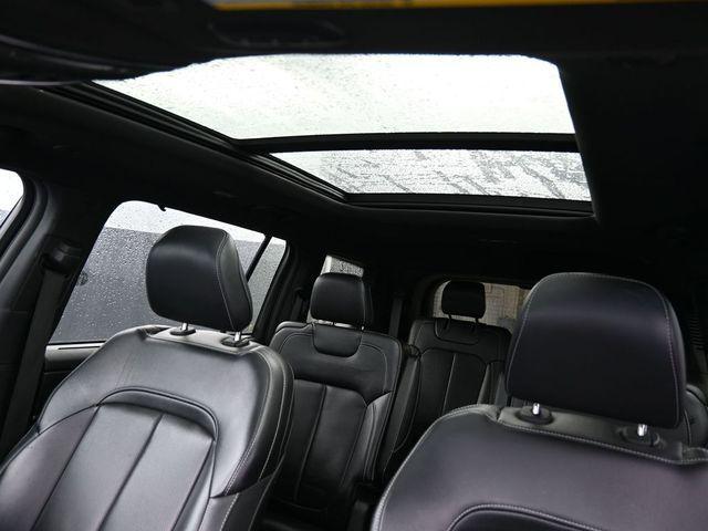 used 2024 Jeep Grand Cherokee L car, priced at $30,948