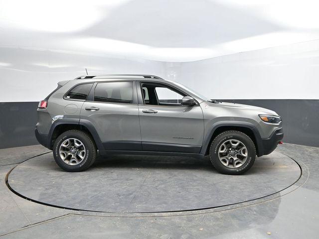 used 2019 Jeep Cherokee car, priced at $18,283