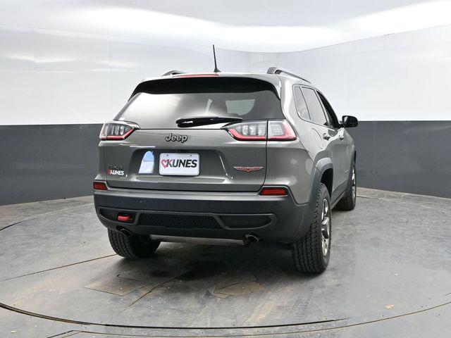 used 2019 Jeep Cherokee car, priced at $18,283