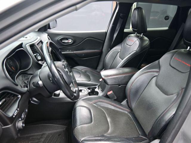 used 2019 Jeep Cherokee car, priced at $18,283