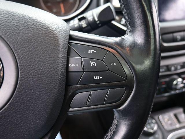 used 2019 Jeep Cherokee car, priced at $18,283