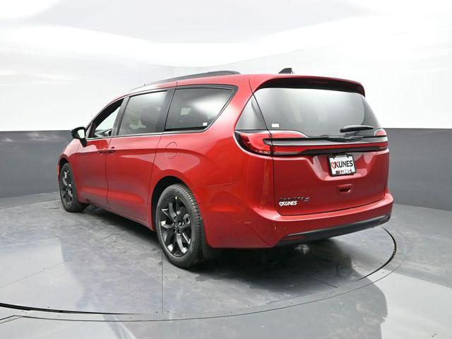 new 2026 Chrysler Pacifica car, priced at $49,127
