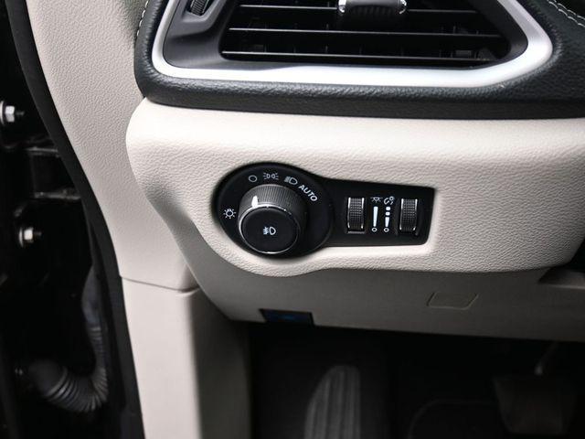 used 2023 Chrysler Pacifica Hybrid car, priced at $23,273