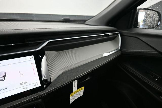 new 2026 Jeep Cherokee car, priced at $39,447