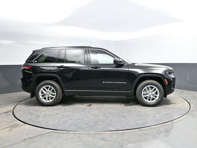 new 2026 Jeep Grand Cherokee car, priced at $44,166