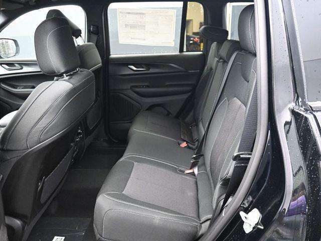 new 2026 Jeep Grand Cherokee car, priced at $44,166