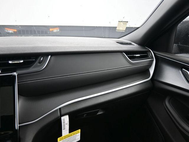 new 2026 Jeep Grand Cherokee car, priced at $44,166