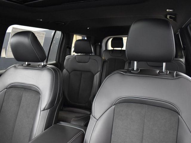 new 2025 Jeep Grand Cherokee L car, priced at $43,666