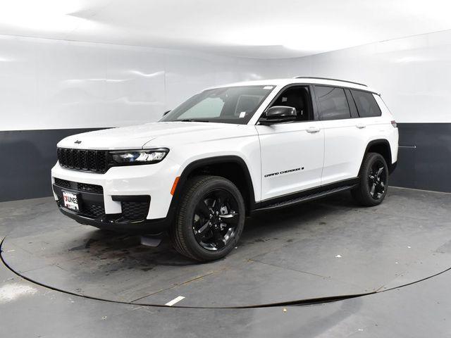 new 2025 Jeep Grand Cherokee L car, priced at $43,666