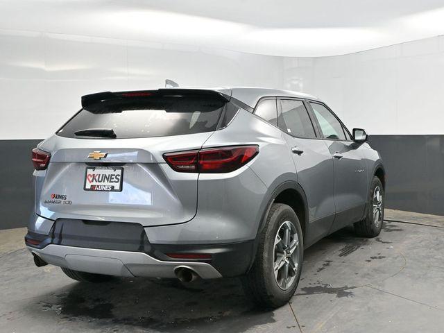 used 2025 Chevrolet Blazer car, priced at $29,020
